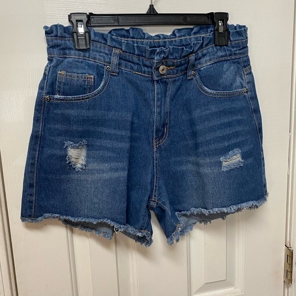 Lily Clothing Design By USA Blue
High Rise Ruffle Waist - Picture 3 of 8